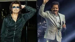 Did Sonu Nigam just take a funny dig at Udit Narayan's kissing controversy by mimicking him? Watch