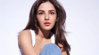 Jasmin Bhasin opens up on being TROLLED for getting FILLERS: 'If something helps me feel more confident..'