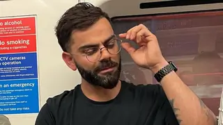 Virat Kohli clarifies the 'like' on Avneet Kaur's bold pic: ,