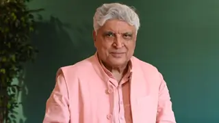 Javed Akhtar Discusses Why Indian Film Industry Stays Silent on Politics: 'Fear & Insecurity Within Indian'