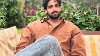 Farman Haider CONFIRMS reports of Pocket Mein Aasman going off air: 'Can't determine reason behind..' thumbnail