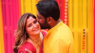 Arti Singh issues apology to husband Dipak Chauhan in an emotional post: 'I promise to not do anything…' Thumbnail