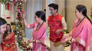  Kyunki Saas Bhi Kabhi Bahu Thi 2: Smriti Irani joins Teej celebrations at Kumar Vishwas' daughter's home