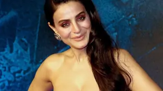 Ameesha Patel says its difficult to thrive in industry without 'husband or boyfriend': 'Don't have people..'