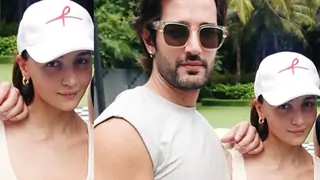 Alia Bhatt always keeps hubby Ranbir close to her heart & here's the PROOF!