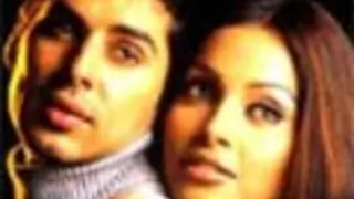 Dino still admires Bipasha Thumbnail