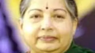 India lost an illustrious son in Dev Anand: Jayalalithaa Thumbnail