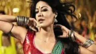 Now Chitrangada wants to drape sari for cover shoot Thumbnail