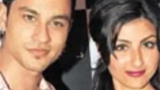 Soha, Kunal together on 'Superstar Santa' (Movie Snippets) Thumbnail