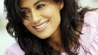 Chitrangda calls herself trendsetter, not follower Thumbnail