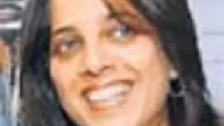 Designer Shabina Khan turns producer with 'Rowdy Rathore' Thumbnail