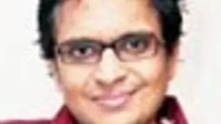 Shamir Tandon set to launch anti-piracy song Thumbnail