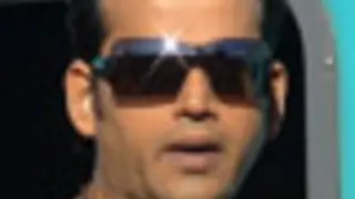 Sunny Deol didn't need my help: Ravi Kishan Thumbnail