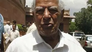 Dara Singh critical, MRI shows damage to brain thumbnail