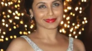 Now Rani does lavani item song in 'Aiyya' Thumbnail