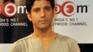 Farhan calls out for proper sanitation in trains Thumbnail