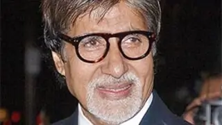 Big B ensures polio drops for Aaradhya Thumbnail