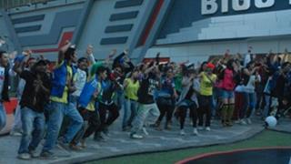 Flash mob in the Bigg Boss house!