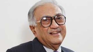 Music of golden era could end violence, hatred: Ameen Sayani