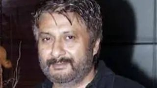 Vivek Agnihotri to work on social comedy Thumbnail