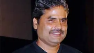 'Matru...' about land scam, but film's tone not serious: Bharad Thumbnail