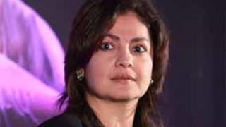 Man threatening Pooja Bhatt arrested Thumbnail