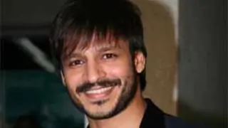 Vivek heads for Sabarimala pilgrimage Thumbnail