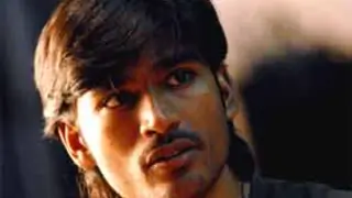 Dhanush eager to do comedy