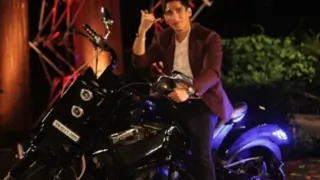 Delhi Boy, Paras Zutshi, declared the 'ULTIMATE SUPERDUDE'.