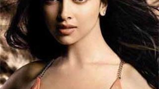 Deepika looks forward to image makeover in 2013 Thumbnail