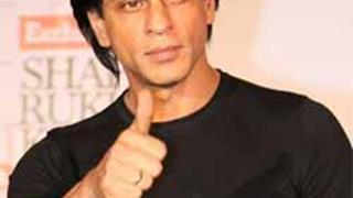 Rs.202.8 crore earnings help SRK top Forbes India Celebrity list Thumbnail