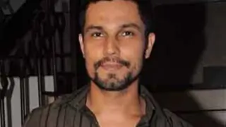 Randeep's lip-sync trouble Thumbnail