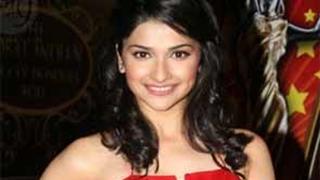 Happy to play my age in 'Policegiri': Prachi Desai Thumbnail