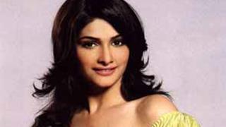 Item numbers boost career, says Prachi Desai thumbnail