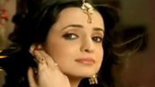 Sanaya Irani confirms her absence from social networking sites.