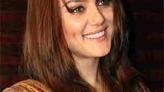 Preity doles out health tips to fans