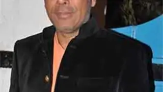 Narendra Kumar gets LFW audience thinking with Thought Police