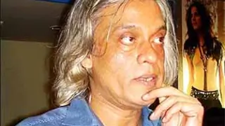 'Sahib Bibi Aur Ghulam' would be Mishra's pick for remake Thumbnail