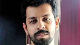 Bejoy Nambiar excited about 'Pizza' remake Thumbnail