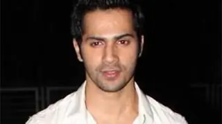 Varun Dhawan met idol Sachin Tendulkar Thumbnail