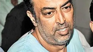 Mumbai court grants bail to Vindoo and Meiyappan thumbnail