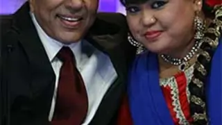 Vetran actor Dhamendra and comedian Krushna to dance in Comedy Circus. Thumbnail