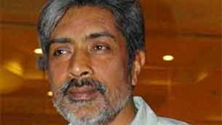 'Satyagraha' not based on Anna Hazare: Prakash Jha