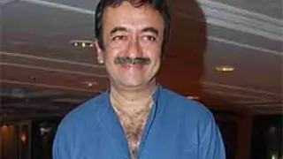 Not running a race with any director: Rajkumar Hirani Thumbnail