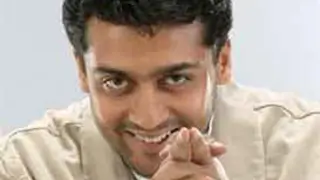 Suriya putting 'Dhruva...' on hold for Linguswamy project? Thumbnail