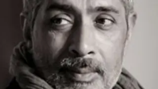 Prakash Jha adds item number in 'Satyagraha' Thumbnail