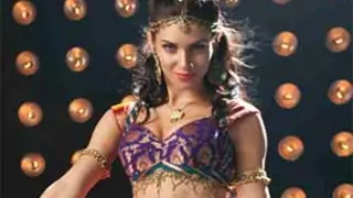 'Shanghai' girl grooves to item number in 'Chandi' Thumbnail