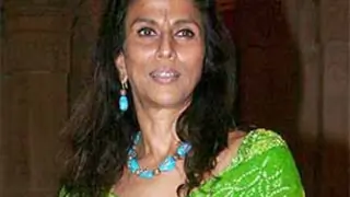 Mumbai fine the way it is: B-town reacts to Shobhaa De's tweet Thumbnail