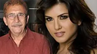 Sunny Leone gets tips from Naseeruddin Shah thumbnail