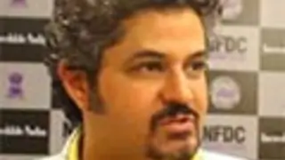 Sunny Leone not just eye candy in 'Jackpot': Director Thumbnail